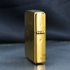 Zippo In Bức Tranh Nổi Thần Thú Vân Du ZN275