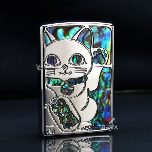 Zippo Khảm Trai Mèo Thần Tài May Mắn Maneki-Neko ZN149