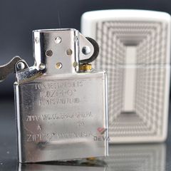Zippo Mỹ chính hãng thiết kế hình hộp 3D Lines Boxed Design Z290