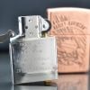 Zippo Mỹ chính hãng mạ đồng đỏ Harley Davidson Z305