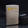 Zippo Mạ Satin Khắc Chuỗi Logo Và Ngọn Lửa Biểu Tượng ZK45