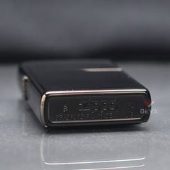 Zippo Màu Đen Gỗ Mun Ebony ZT21