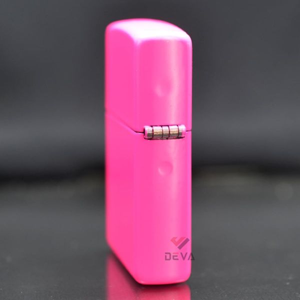Zippo màu hồng nhạt neon 28886 mã ZT04