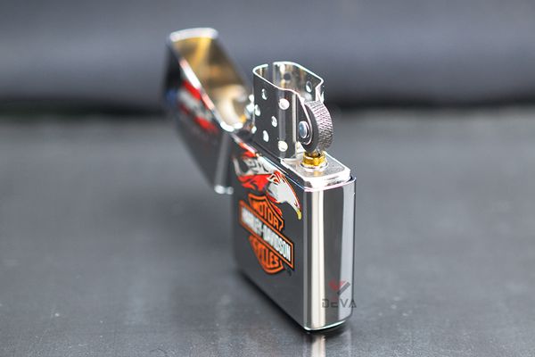 Zippo chủ đề cờ Mỹ cách điệu Harley Davidson American Flag Z384