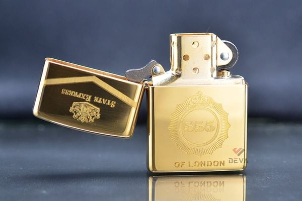 Zippo đồng khắc 555 of London Z251