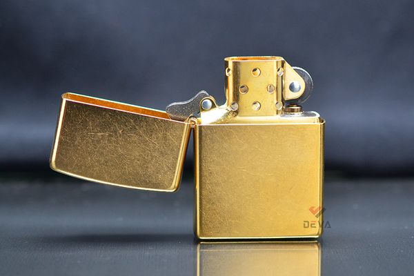 Bật lửa zippo mỹ đồng xước bụi Gold dust Z13
