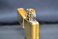 Bật lửa zippo mỹ đồng xước bụi Gold dust Z13