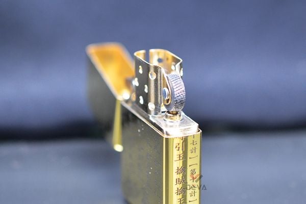 Bật lửa zippo 36 kế khổng minh Z33