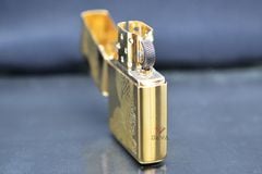 Bật lửa Zippo khắc CNC cá chép Z167