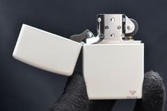 Zippo sơn trắng trơn ZT05