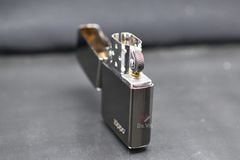 Zippo Mỹ chính hãng mạ Chrome đen bóng Black Ice ZT14