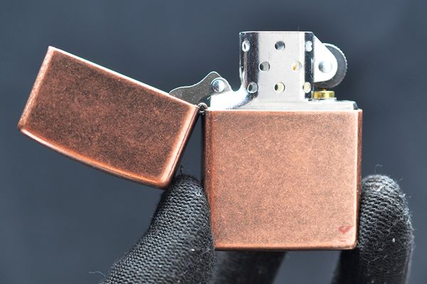 Zippo mạ đồng đỏ antique Copper Z204