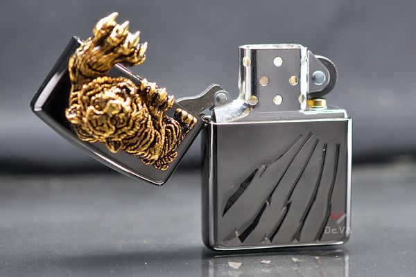 Zippo Armor Mỹ móng vuốt Chúa Sơn Lâm Tiger Claw 3D Z121