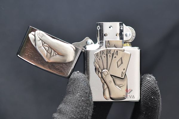 Bật lửa Zippo Mỹ chính hãng bàn tay chơi bài Full House Z56