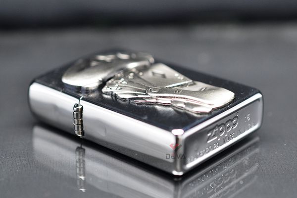 Bật lửa Zippo Mỹ chính hãng bàn tay chơi bài Full House Z56