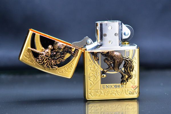 Bật lửa zippo chính hãng hình ngựa Unicorn Gold Z38