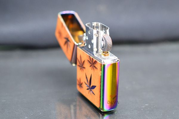 Zippo ốp gỗ Gụ khắc lá Phong woodchuck leaves Z279