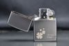 Bật lửa zippo Satin mỹ chính hãng cỏ 4 lá bạc Z61