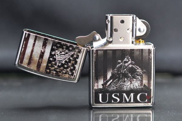 Zippo Mỹ sơn chủ đề Thuỷ Quân Lục Chiến Hoa Kỳ USMC Z389