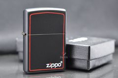 Zippo sơn đen kẻ đỏ ZT55