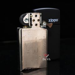 Zippo Slim Sơn Đen Mờ In Logo Hãng ZT15