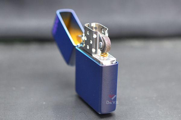 Zippo Sơn Matte Xanh Tím Than In Logo Zippo ZT10