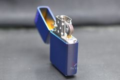 Zippo Sơn Matte Xanh Tím Than In Logo Zippo ZT10