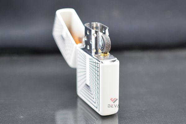 Zippo Mỹ chính hãng thiết kế hình hộp 3D Lines Boxed Design Z290