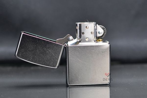 Zippo chính hãng trắng bạc xước ZT39
