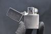 Zippo chính hãng trắng bạc xước Z11
