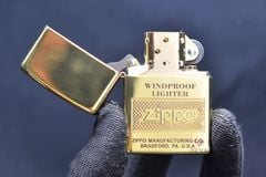 Zippo đồng windproof Z111