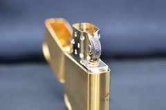 Bật lửa zippo mỹ chính hãng vintage vàng xước chặt góc Z60