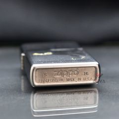 Zippo Mạ Satin Khắc Hình Đại Bàng Cách Điệu Eagle Z41