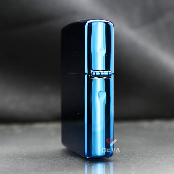 Zippo Tác Phẩm Bạch Hổ Của Carol Cavalaris Z107