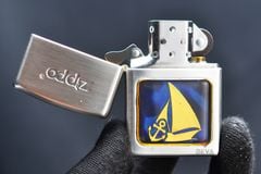 Zippo Bạc Ốp Emblem Đổi Màu Theo Nhiệt Độ ZN360