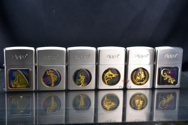 Zippo Bạc Ốp Emblem Đổi Màu Theo Nhiệt Độ ZN360