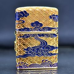 Zippo Mỹ xuất Nhật bọc vàng ốp Trâu Chiến dạ quang ZN340