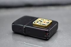 Zippo Tái Bản 1941 Đen Bóng Ốp Emblem Nissan GTR ZN352