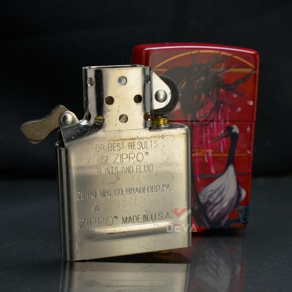 Zippo Hộp Mica Sơn Chủ Đề Hoạt Hình Cô Gái Mặc Hán Phục ZN124