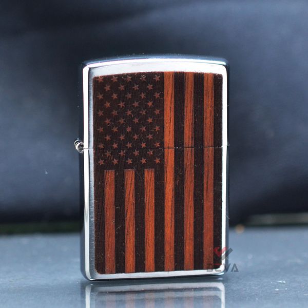 Zippo Ốp Gỗ Chủ Đề Cờ Mỹ Woodchuck American Flag Z338