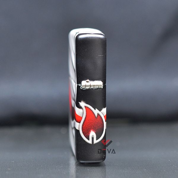 Zippo Premium sơn 5 mặt biểu tượng Ngọn Lửa Zippo Z363