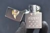 Zippo Satin khắc biểu tượng ngọn lửa ZK06