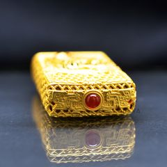 Zippo Slim Bọc Lưới Vàng Ốp Hình Mãnh Hổ Tung Cánh ZN171