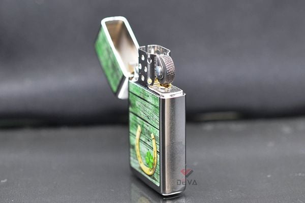 Zippo Slim In Hình Cỏ 4 Lá và Móng Ngựa Z380
