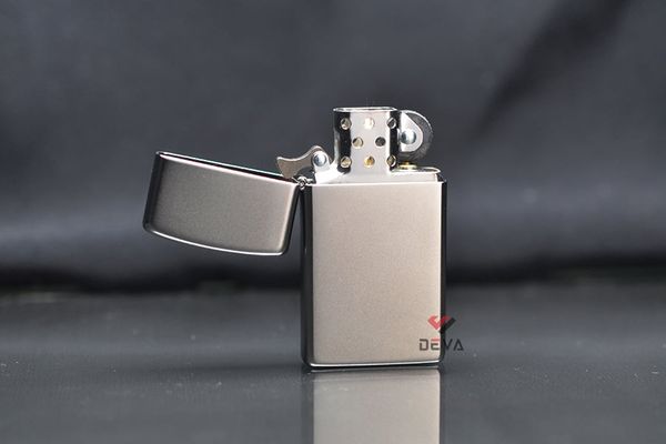 Zippo Slim satin trắng ZT13