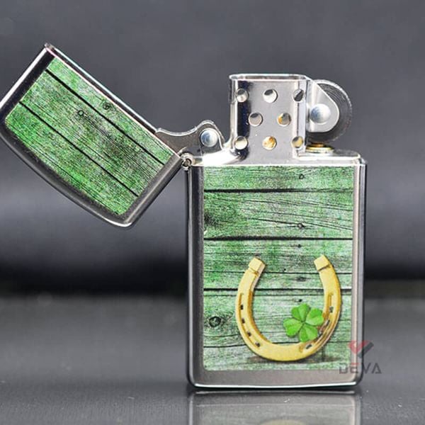 Zippo Slim In Hình Cỏ 4 Lá và Móng Ngựa Z380