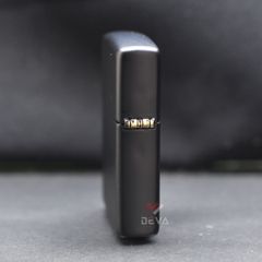 Zippo Sơn Đen Chủ Đề Logo Ngọn Lửa Zippo Z324