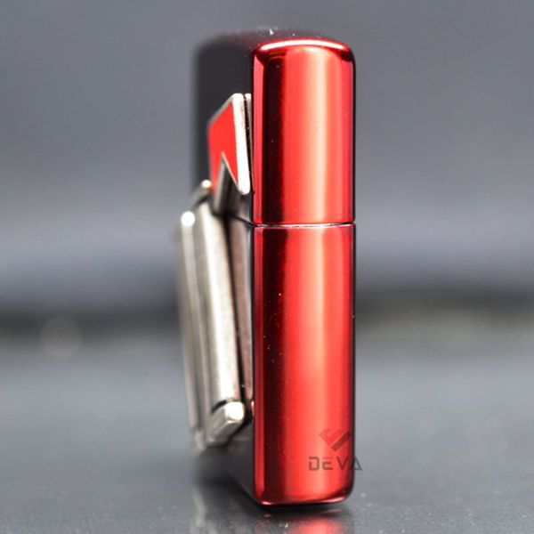 Zippo Sơn Đỏ Ốp Nổi Thương Hiệu Marlboro ZN361