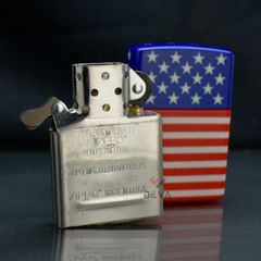 Zippo Sơn Hình Quốc Kỳ Mỹ Z168