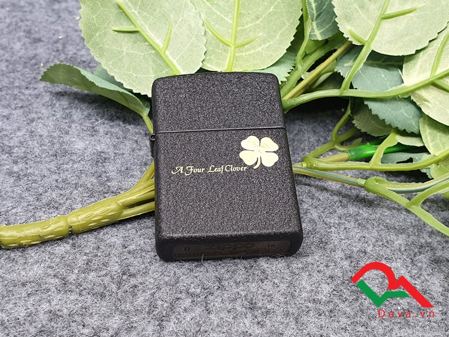 Zippo sơn mài đem